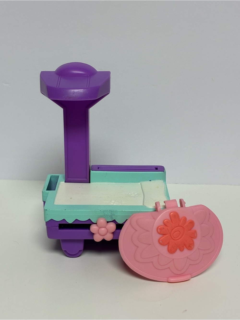 Littlest Pet Shop 2005 LPS Get Better Center Purple Exam Table LPS Replacement
